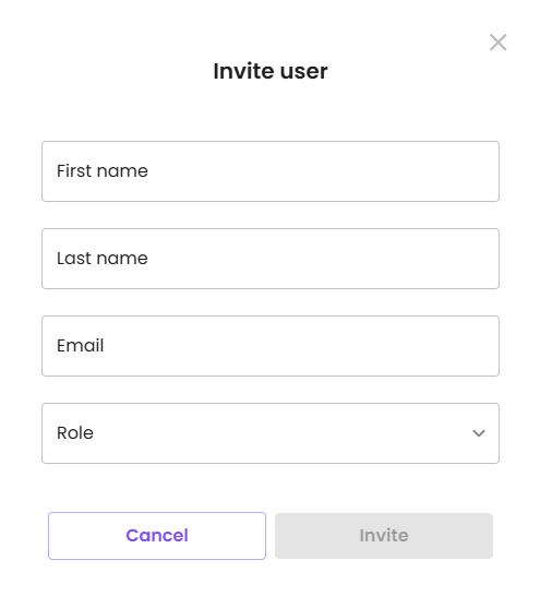 Het venster Invite user met velden voor naam, e-mail en rol